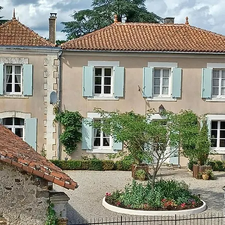 La Grange Terrou * Saint-Germain-de-Confolens